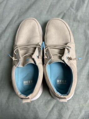Reef Men's Casual Canvas Boat Shoes in Beige with Light Blue Liner